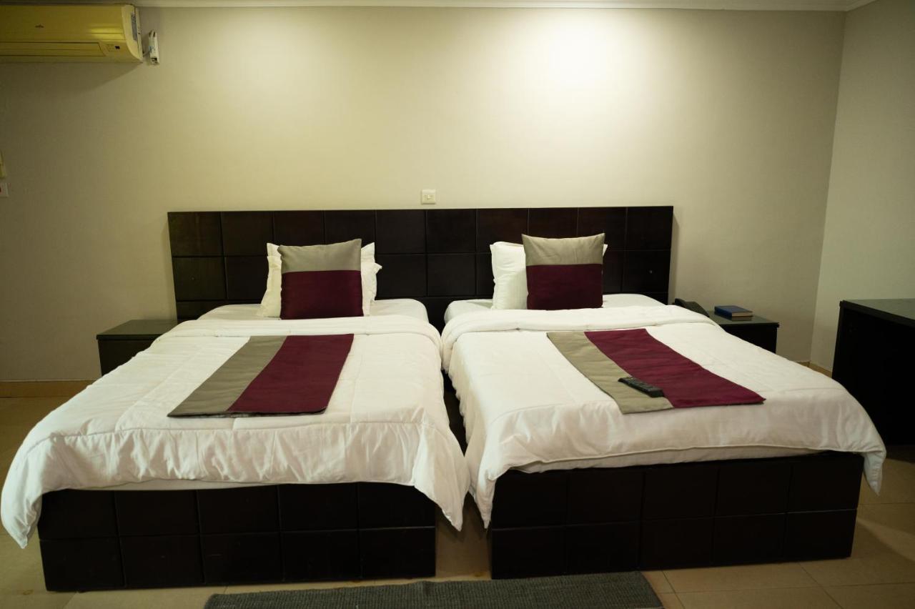 Korkdam Hotel Taifa Exteriör bild