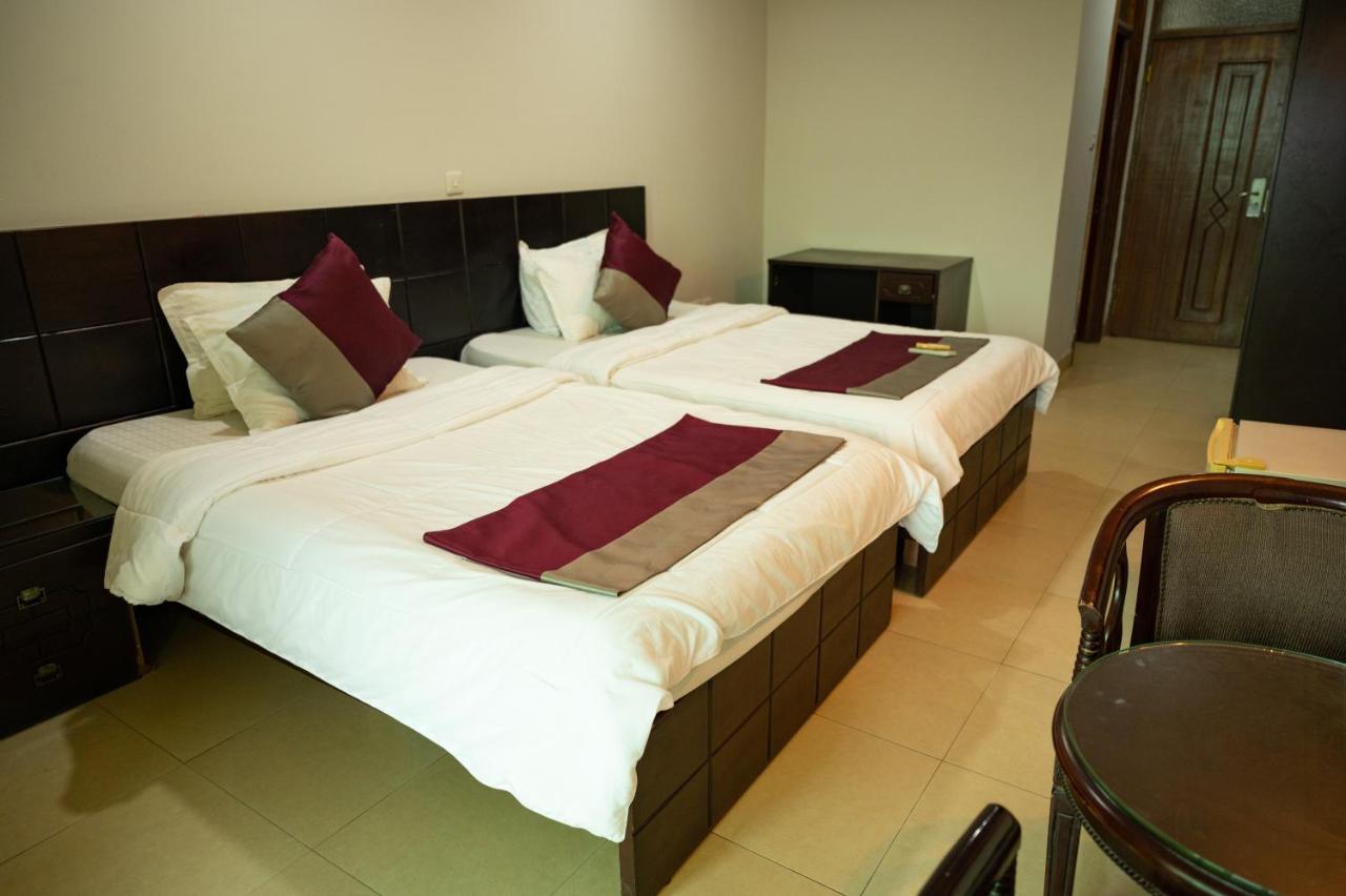 Korkdam Hotel Taifa Exteriör bild